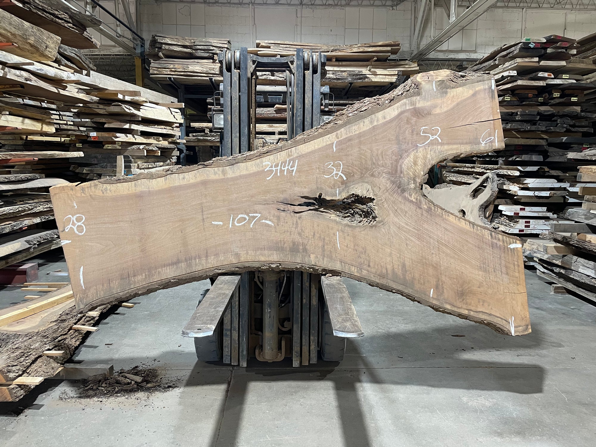 BLACK WALNUT (3444) 107” L x 28-61” W x 3” T