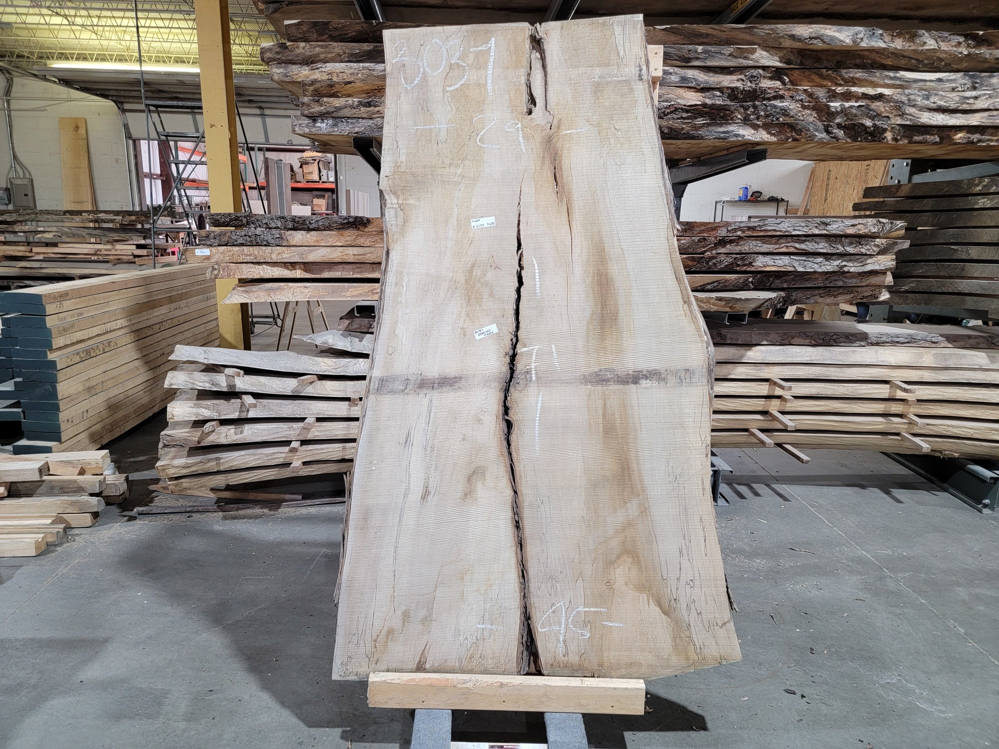 Maple (3037) 71" L x 29-45" W x 2.5" T